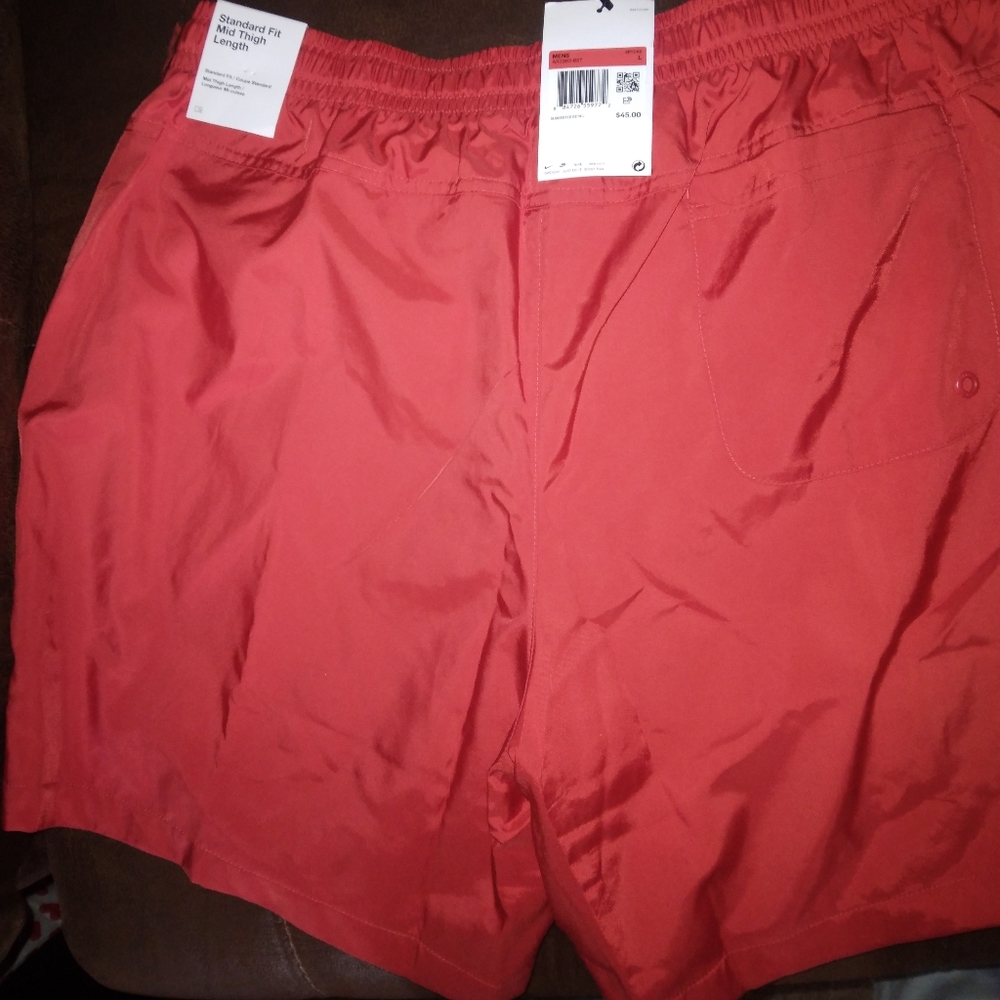 Red Mens size large  Brand new Nike Shorts